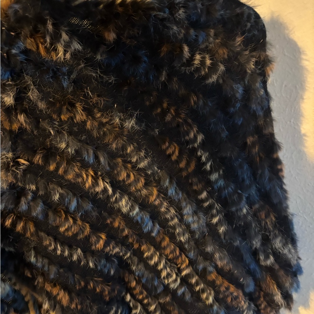 Multicolor Rabit Poncho - Picture 4 of 7